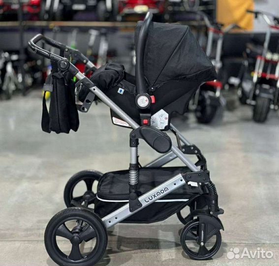 Новинка коляска 3в1. Luxmom. (Супер ткань)