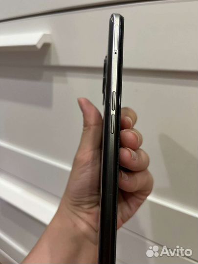 Телефон realme 8i 64 гб