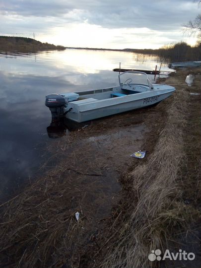 Лодка Обь 3 с мотором Ямаха 15 л/с