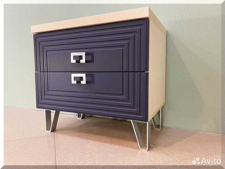 Тумба прикроватная