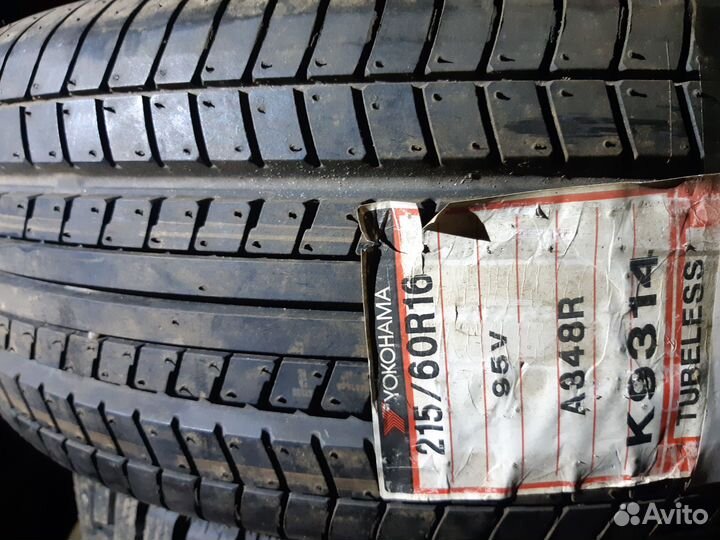 Yokohama A348R 215/60 R16