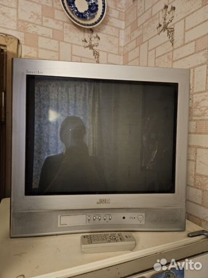 Телевизор бу JVC Interi Art AV-2106CE