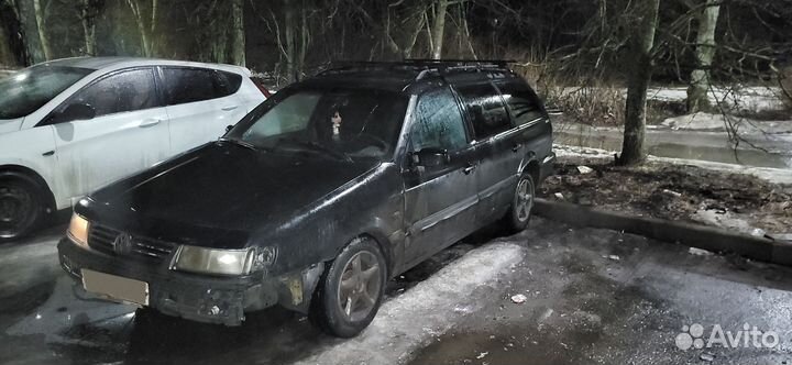 Volkswagen Passat 1.8 МТ, 1996, 300 000 км
