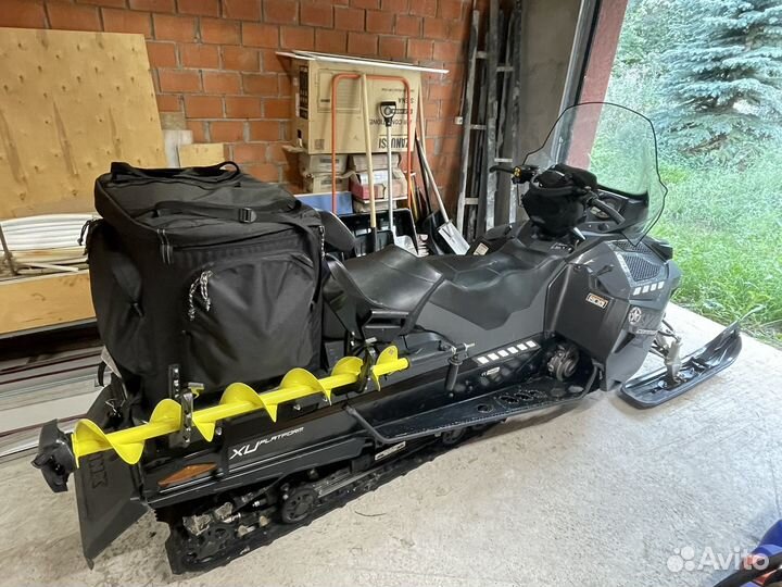 Продаю снегоход Lynx xtrim commander 600 etec