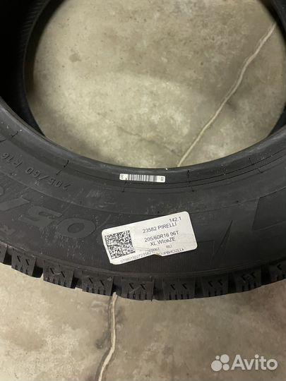 Pirelli Ice Zero 205/60 R16