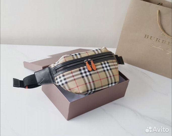 Сумка на пояс burberry