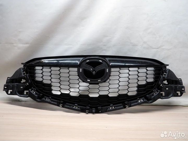 Решетка радиатора Mazda CX-5