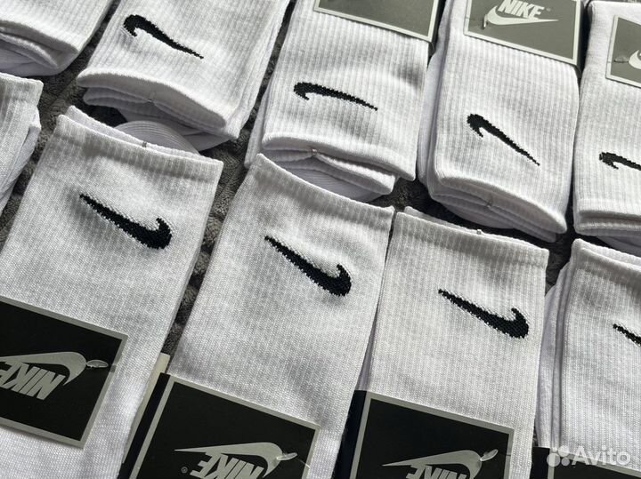 Носки Nike высокие белые