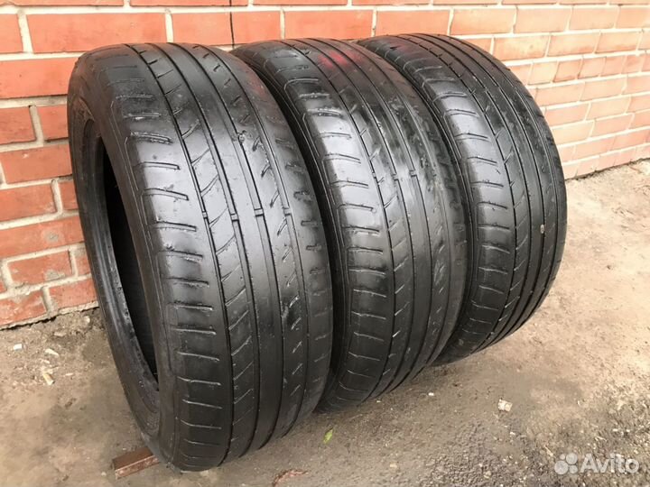 Dunlop SP Sport Maxx 225/60 R17