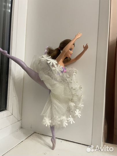 Кукла барби