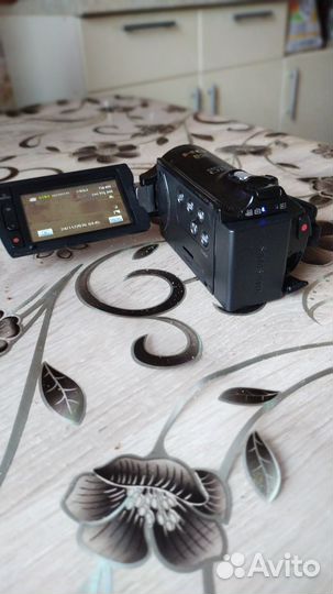 Цифровая видеокамера Samsung