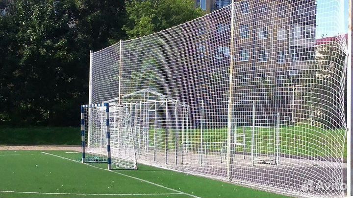 Заградительная сетка для спортивных площадок