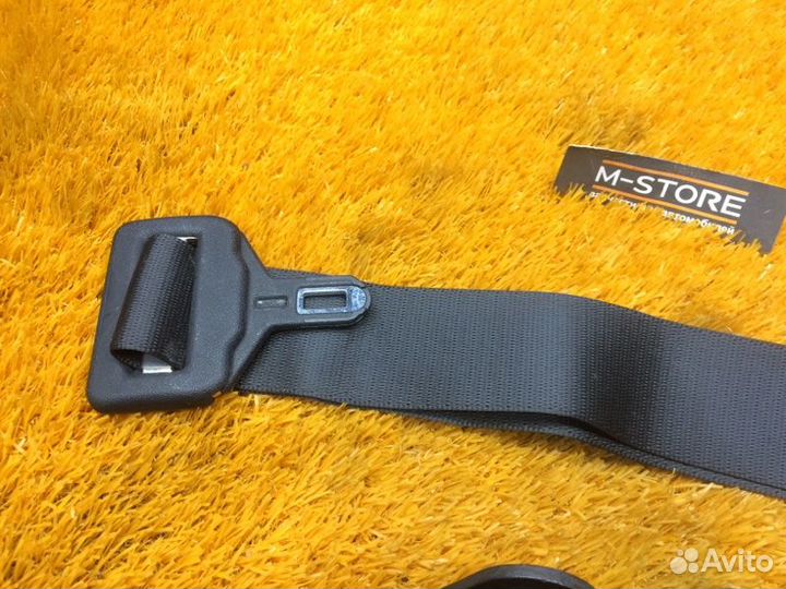 Замок ремня безопасности задний Mercedes-Benz