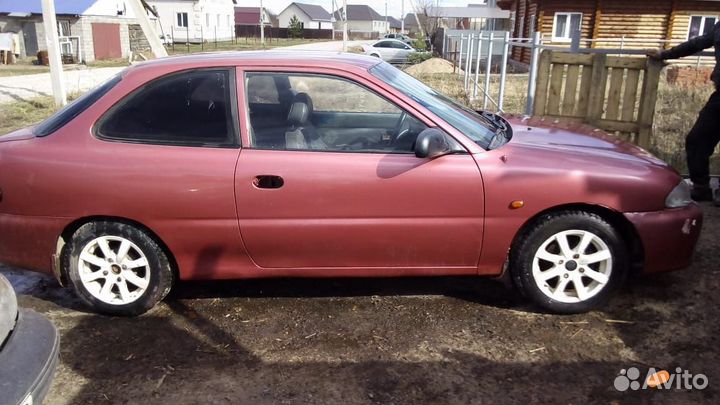 В разборе Хендай Акцент, 1995, хетчбек, дв.1.3, ме