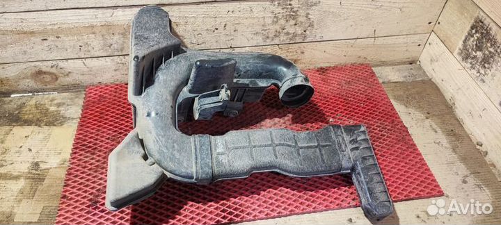 Резонатор воздушного фильтра Kia Rio 4