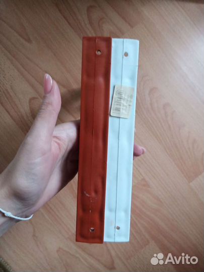 Вешалка - крючок