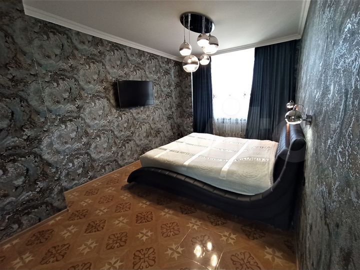 3-к. квартира, 107 м², 13/17 эт.