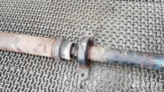 Карданный вал audi Q7 (8AD10K302)