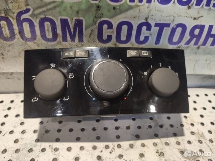 Блок управления печкой Opel Astra H