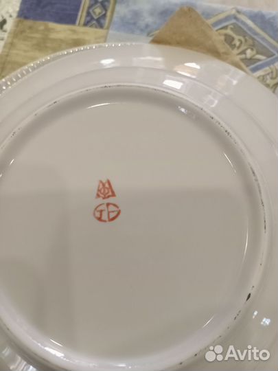 Набор тарелок