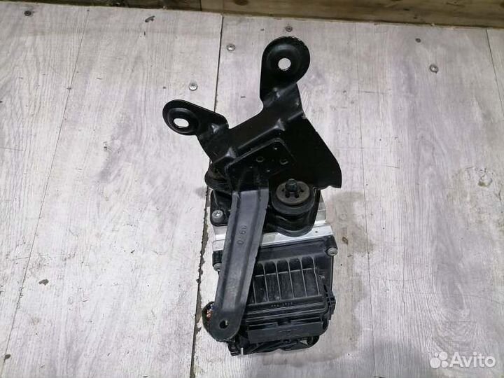 Блок ABS Vw Passat B6 2005-2011