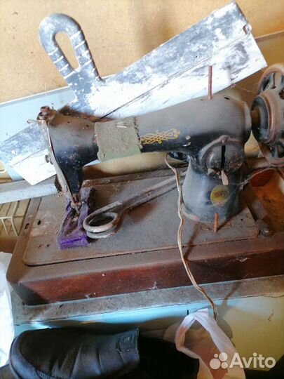 Швейная машинка