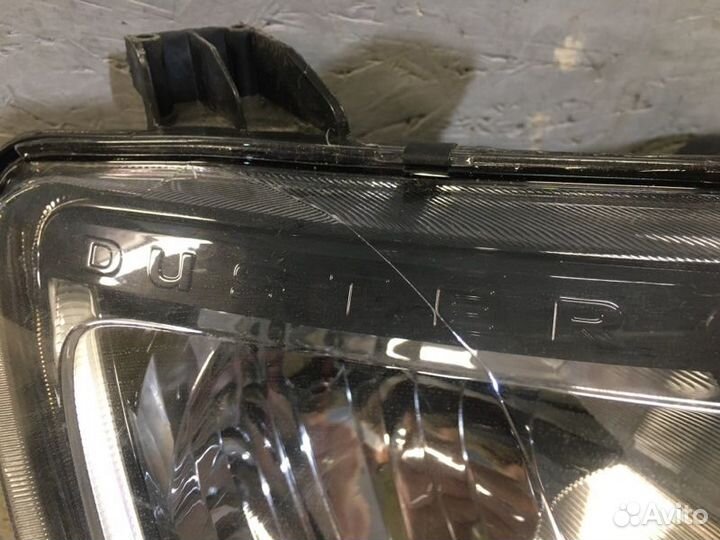 Фара передняя правая Renault Duster 2