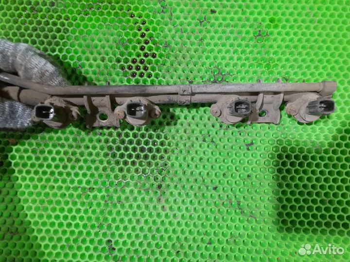 Топливная рампа Nissan Almera N15 Ниссан Альмера