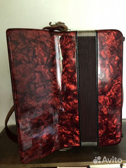 Немецкий аккордеон Weltmeister Harmonie