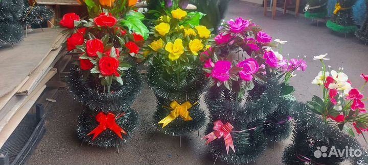 Цветы, венки, корзины, полянки