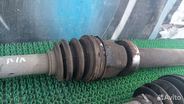 Привод левый правый Форд Фокус1