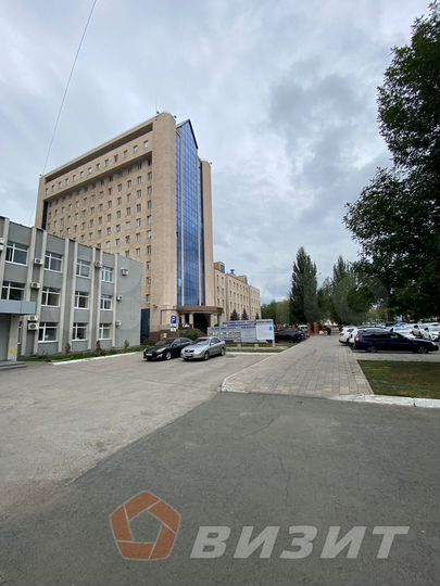 Офисное помещение в Бизнес Центре