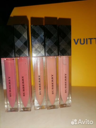 Блеск для губ Burberry