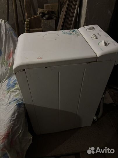 Стиральная машина с вертикальной загрузкой