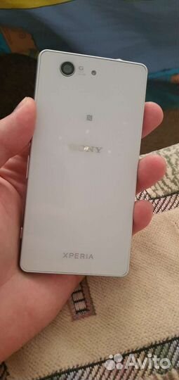 Телефон Sony z3 compact