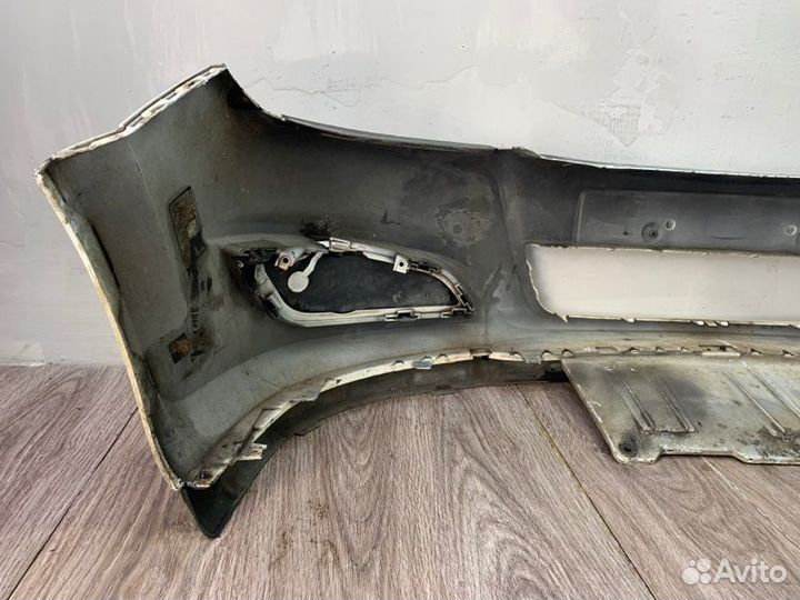 Бампер передний Opel Astra H универсал 2011