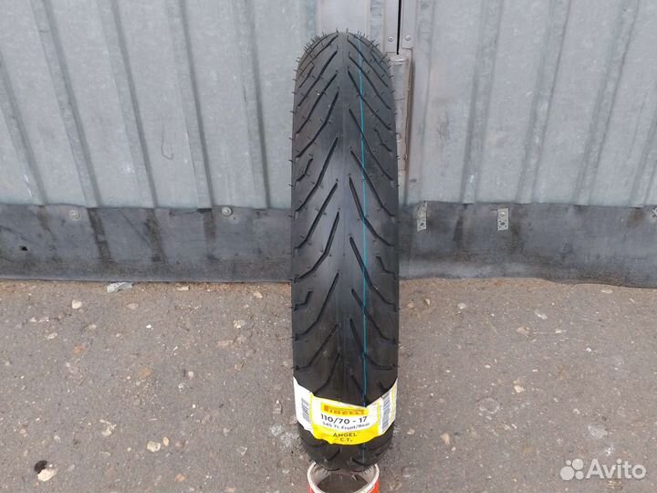 Мотошина 110 70 17 Пирелли дорожная