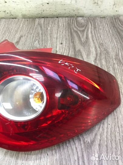 Фонарь задний правый Opel Corsa D хетчбэк 3-Х дв