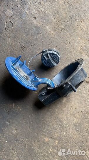 Лючок бензобака Kia Ceed 1