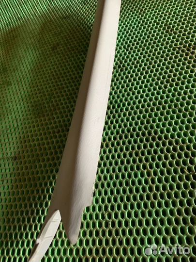 Пластик салона правый Nissan Almera N16 QG15DE