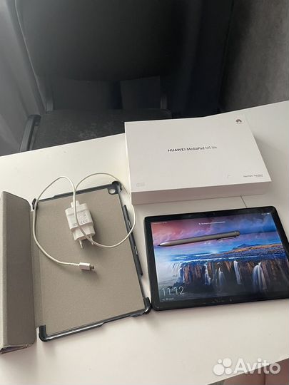 Планшет huawei mediapad m5 lite