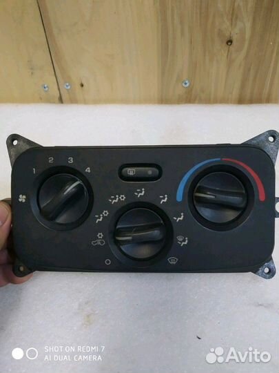 Климат контроль Jeep Liberty 01-05 г