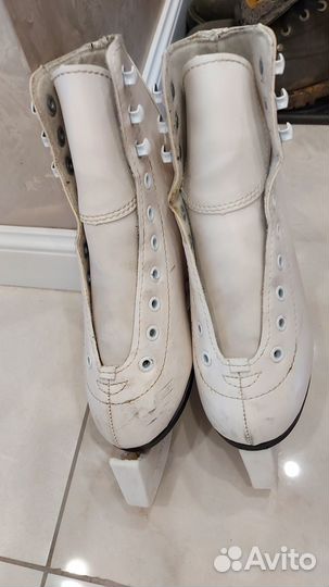 Коньки фигурные