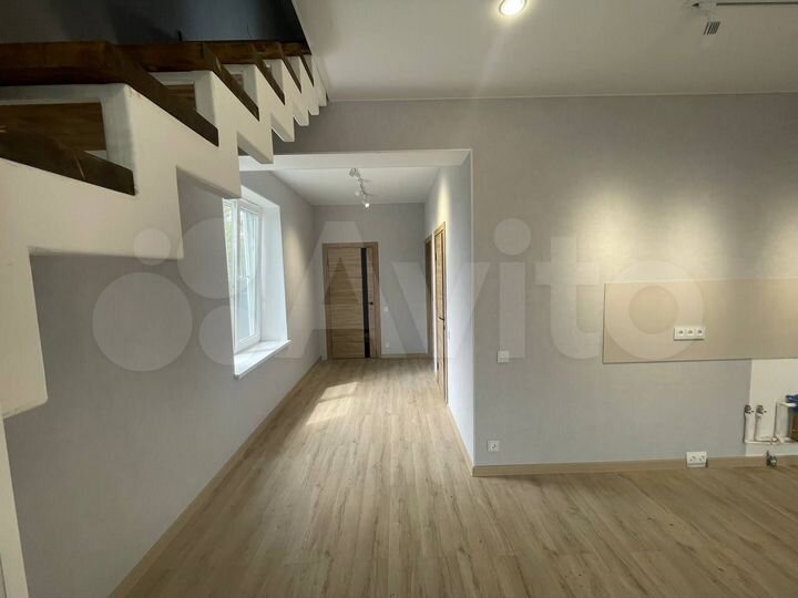 Дом 106 м² на участке 3,7 сот.