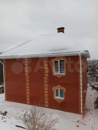 Коттедж 192 м² на участке 10 сот.