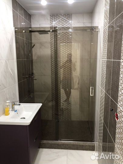 Стеклянные перегородки, монтаж