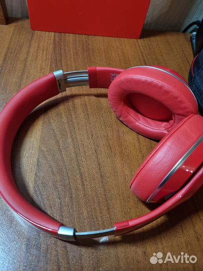 Beats Studio Wireless Беспроводные наушники