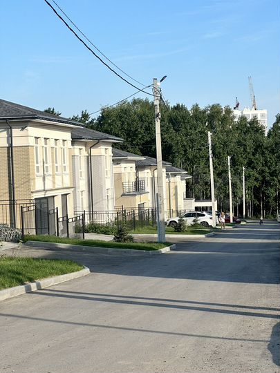 Коттедж 111 м² на участке 6 сот.