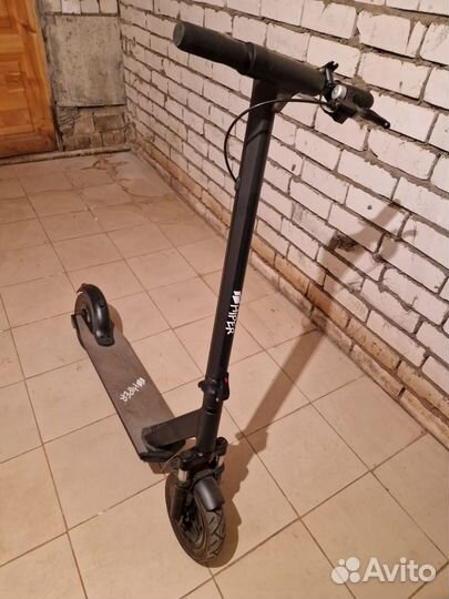 Электросамокат Hiper Triumph T100