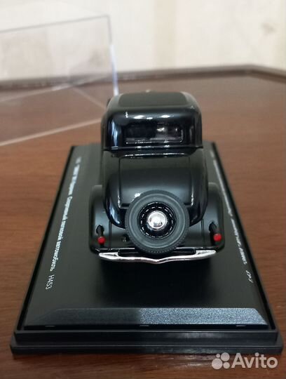 Модель автомобиля газ-М1 Ударник